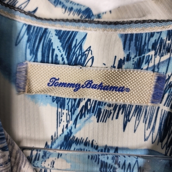 TOMMY BAHAMA 100% SILK BUTTON FRONT SHIRT - Picture 4 of 5